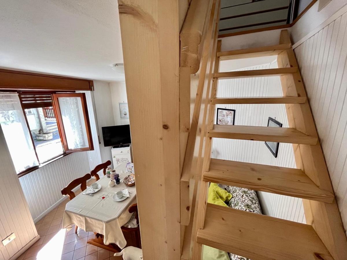 Casa Elena Leilighet Sueglio Eksteriør bilde
